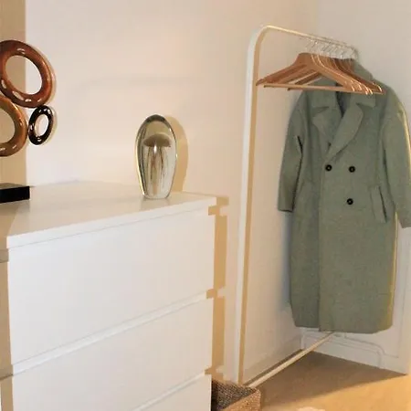 Crystal Residences - Luxurious Seaside Apartment *