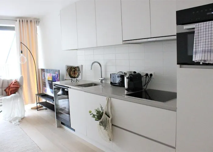 Crystal Residences - Luxurious Seaside Apartment