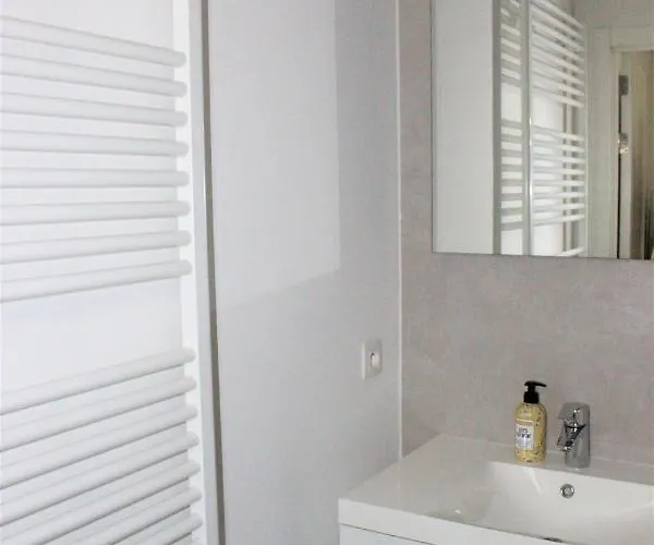 Crystal Residences - Luxurious Seaside 公寓 奥斯滕德