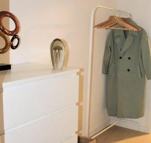 Crystal Residences - Luxurious Seaside 公寓 *