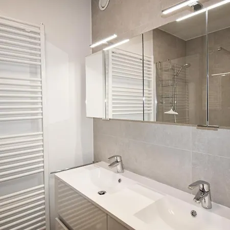 Lägenhet Crystal Residences - Luxurious Seaside *